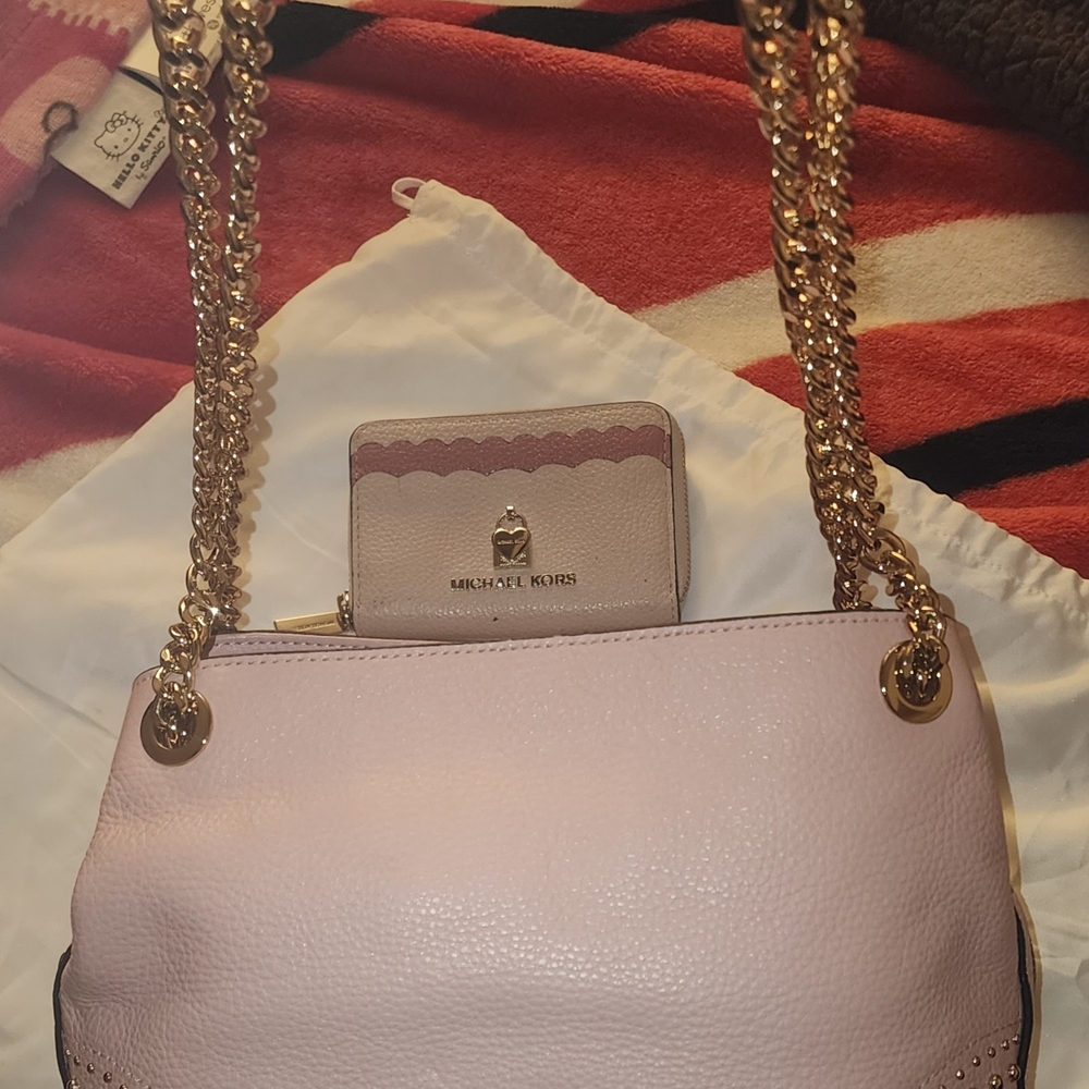 Michael Kors Pale Pink Pebbled Leather Shoulder Bag with Gold Chain Strapsand W